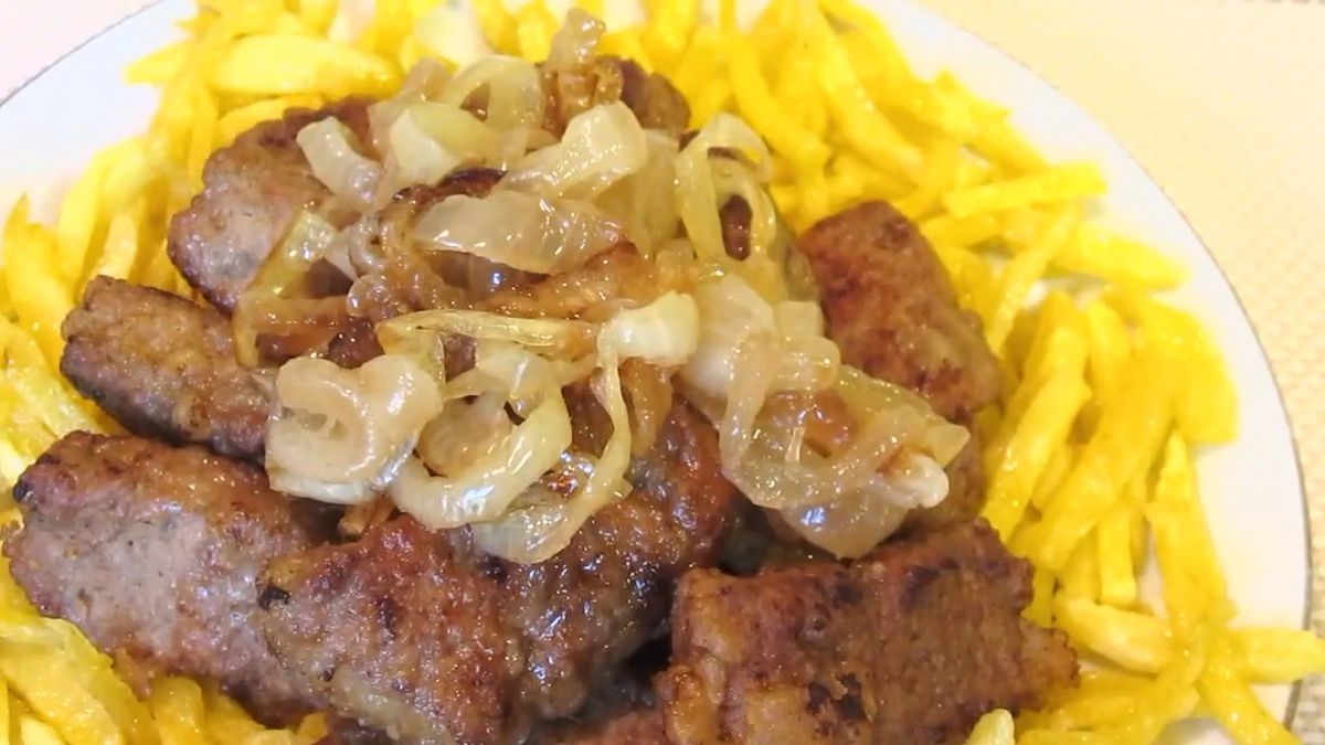Нежная печень и пышные котлеты: секреты восхитительного ужина