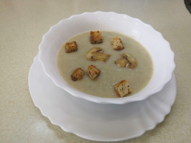 Восхитительный суп-пюре из грибов: легко и без хлопот