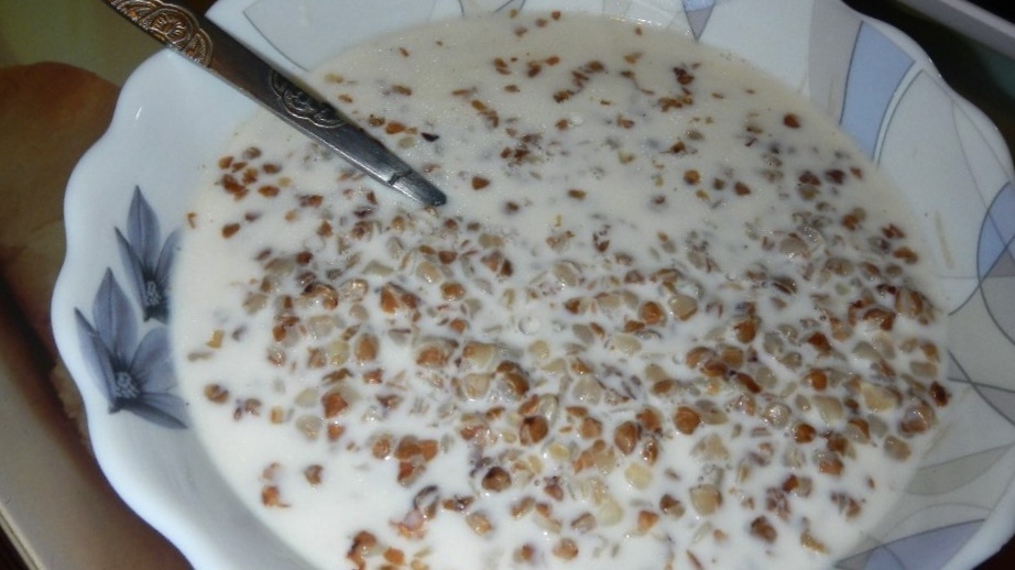 Завтрак для зрелых: продукты, которые стоит исключить после 55