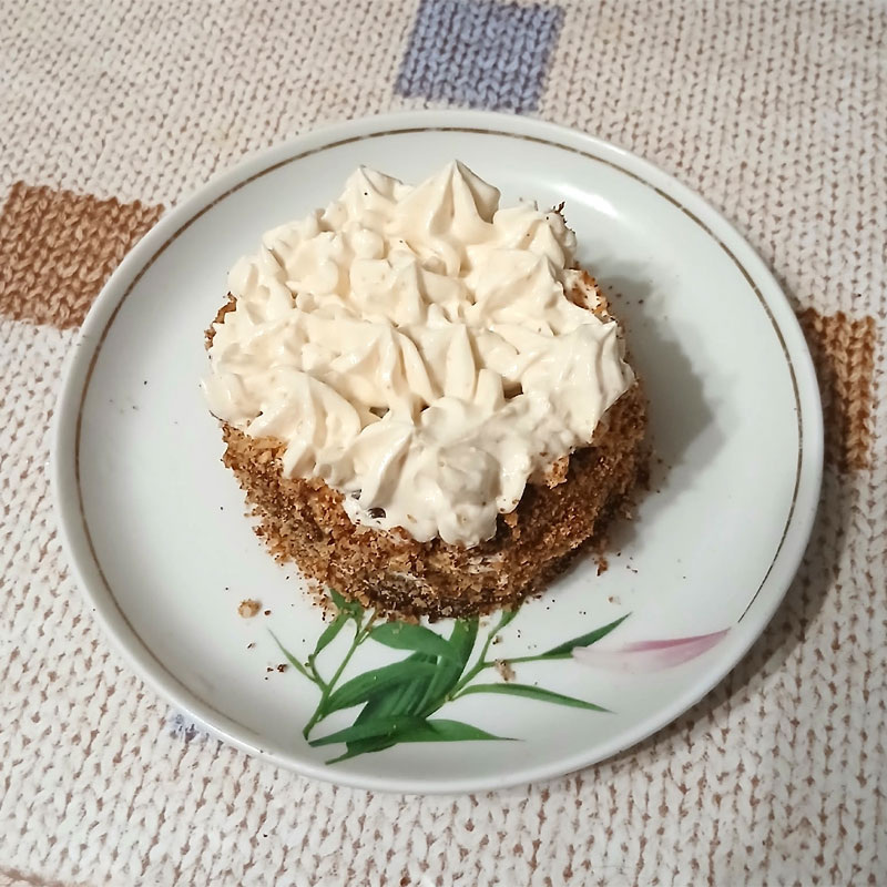Легкий мини-торт с творожным сыром за 10 минут