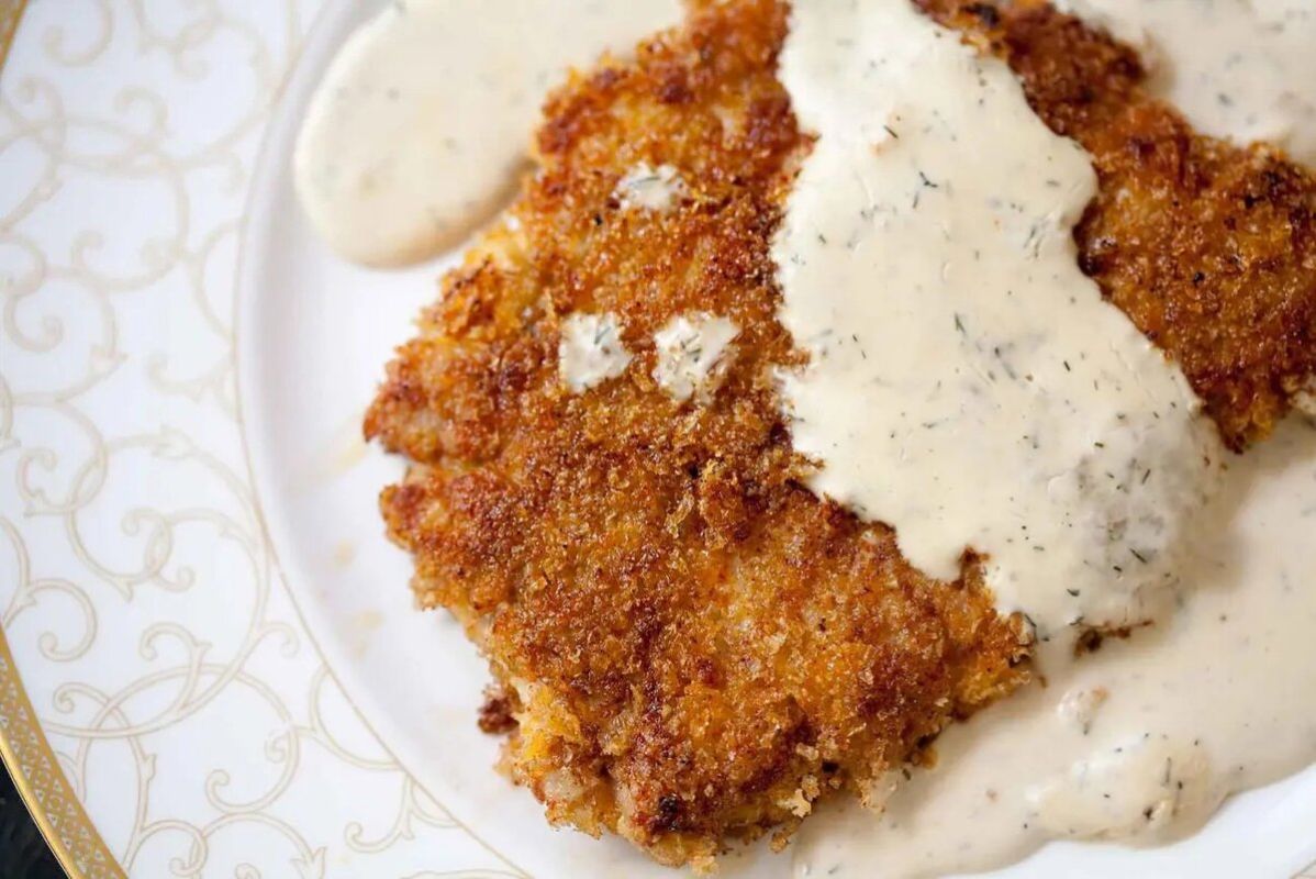 Нежный шницель из свинины: простой рецепт для домашних кулинаров