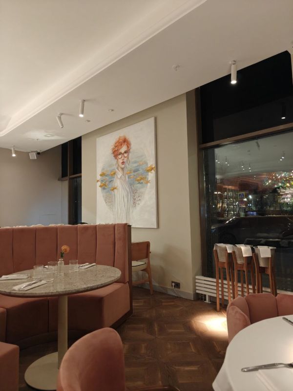 ����� ���������������� ����: ����� ���� �� ����� Buro Bistro