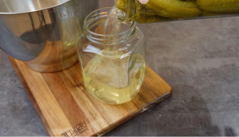 Как использовать рассол из-за консервов с пользой для кухни