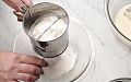 Почему просеивание муки — залог успешной выпечки