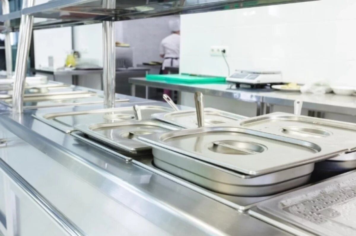 �������� �������� � �������� ��������� �� 12 ���� ��-�� ��������� ����������