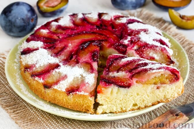 Повод полакомиться: пять блюд со сливами, которые стоит попробовать