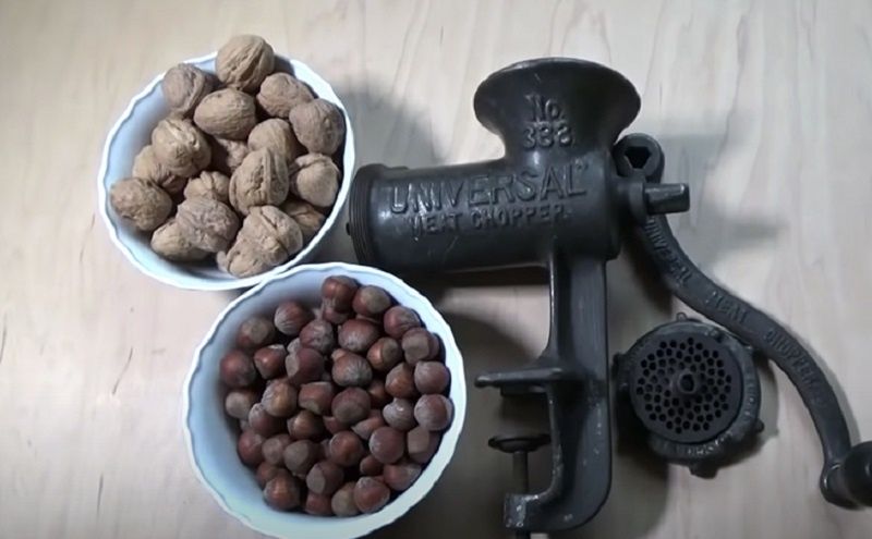 Вторая жизнь мясорубки: как сделать орехокол своими руками