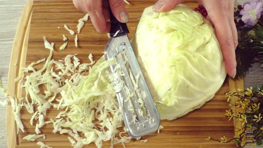 Маринованная капуста за два часа: хрустящий вкус на каждый день