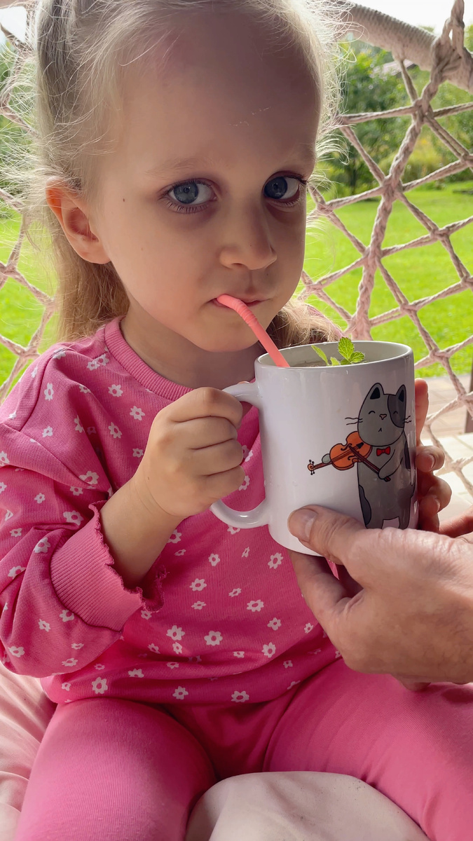 Нежный молочный коктейль для малышей и взрослых любителей сладкого