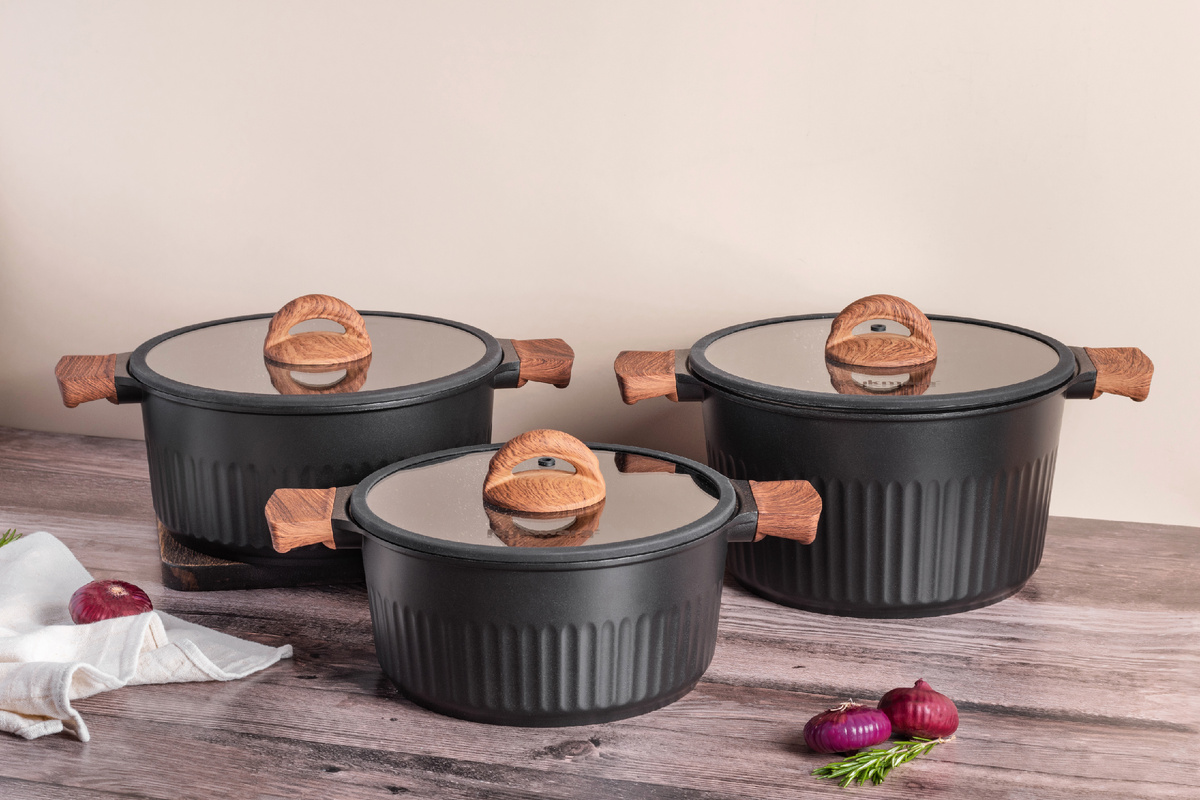 Оптимальный набор кастрюль для вашей кухни: как избежать беспорядка
