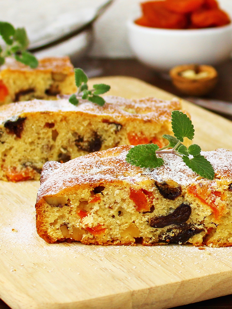 Нежный пирог без молока и яиц: праздник для гурманов