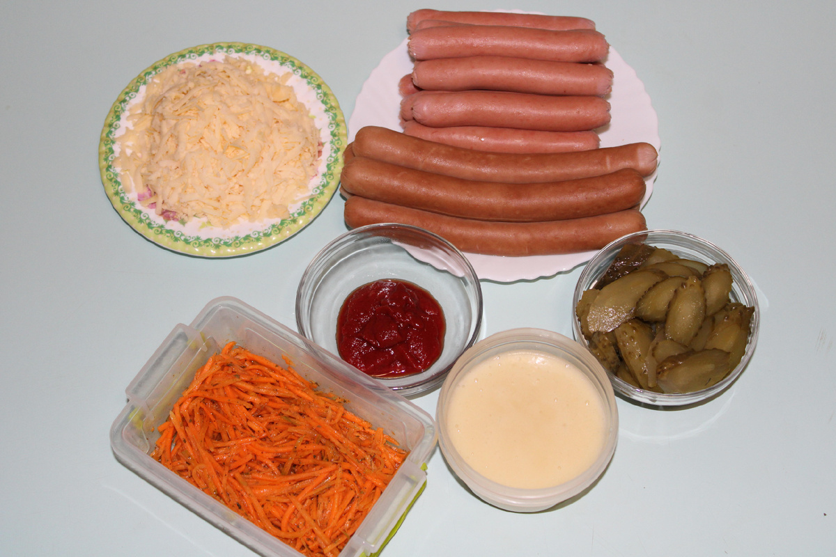 Откройте для себя русский хот-дог: сосиска в блинчике с новыми вкусами