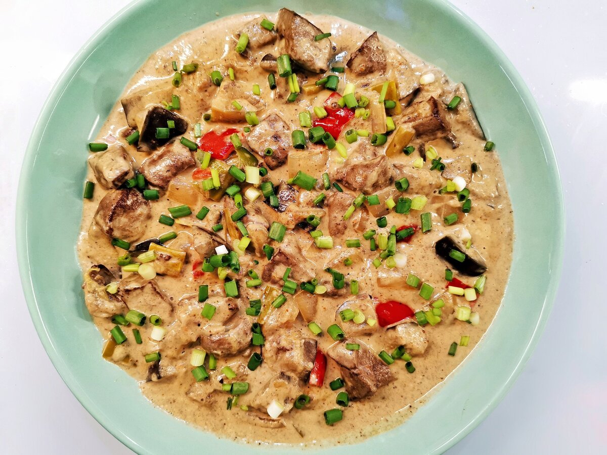 Нежное азу с телячьей печенью в сливках: идеальное сочетание вкуса и аромата