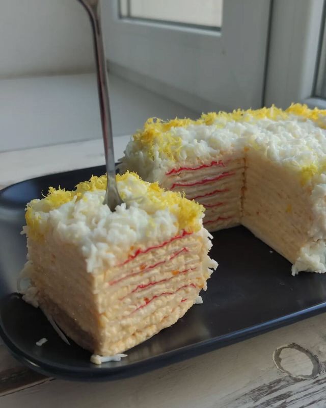 Кулинарный шедевр из крабовых палочек: закуска, которая произведет фурор на любом празднике